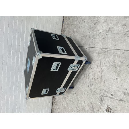 Twin Speaker Flightcase (R-654)